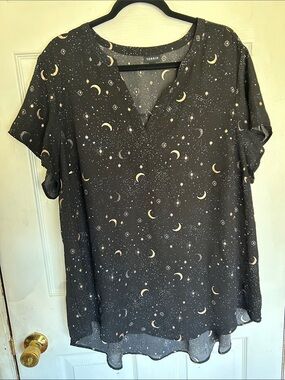 🖤TORRID🖤 Black Celestial V-Neck Blouse